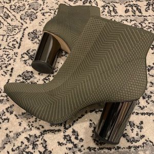 Zara Hunter Green Booty - Size 40
